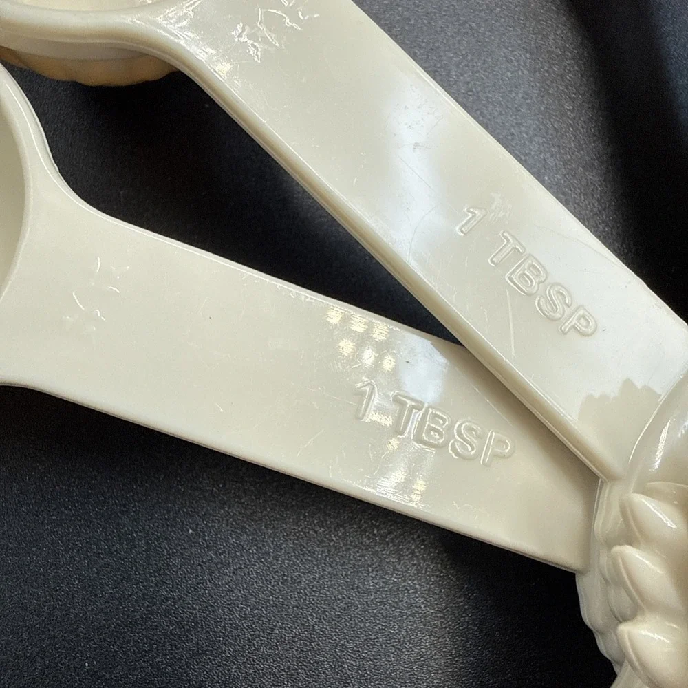 Paula Deen Chicken Rooster Measuring Spoons Set‎ Of 6 (extra 1T) Plastic